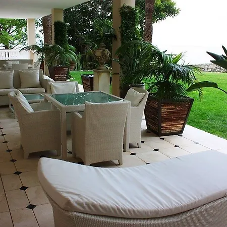 Cap Estel 5*